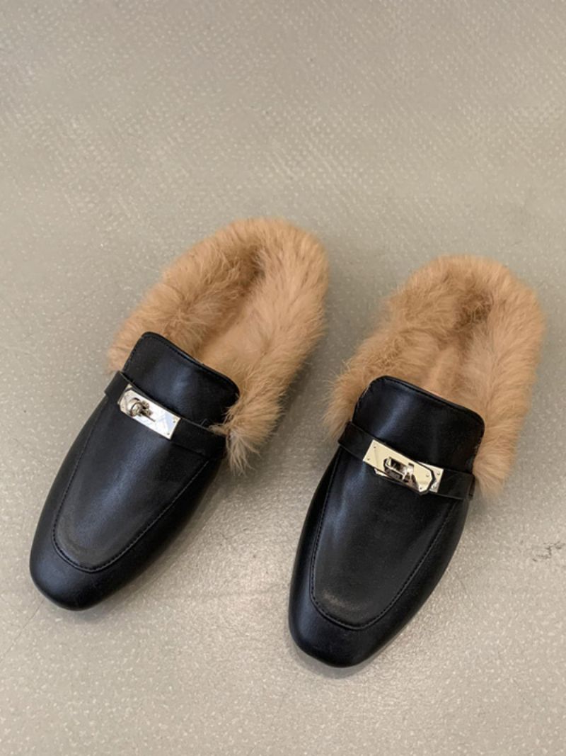 Čierne Dámske Mokasíny Kovové Detaily Z Umelej Kožušiny Slip On Loafer Topánky